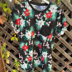 Divided Floral T-shirt / Size S